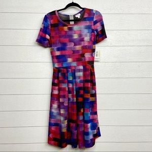 LuLaRoe Amelia, Medium